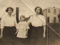 Gertrude, Dorothy & Tutie Retting
before 1918